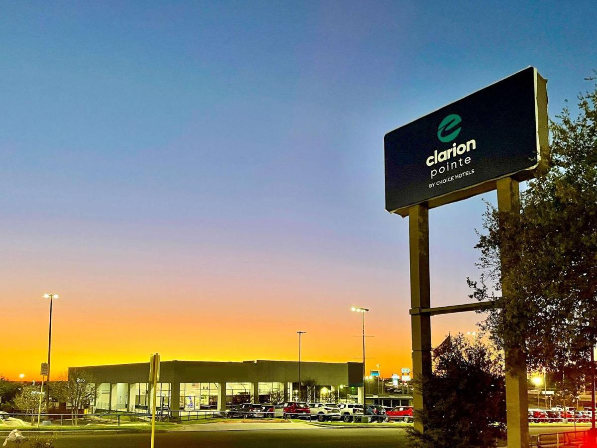 Clarion Pointe Near Medical Center San Antonio Exterior foto